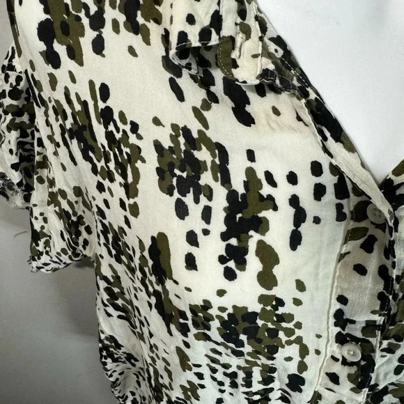 Cloth & Stone green black cropped Front Short Sleeve Button Down Blouse Size S - Picture 3 of 7